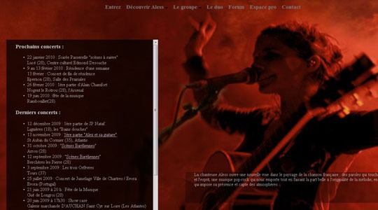 Page d’accueil du site Aless, chanteuse française