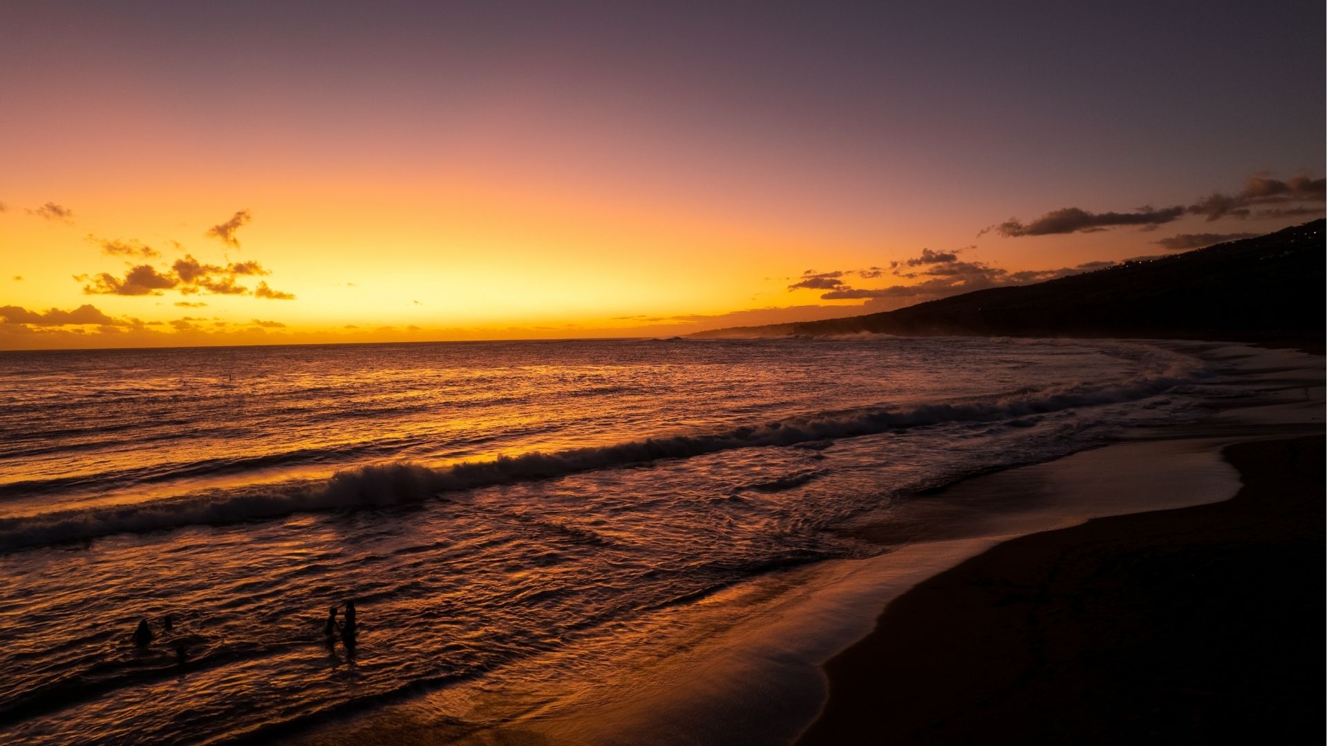 Plage de L’Étang-Salé au coucher du soleil